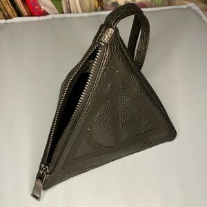 Universal Studios Harry Potter Black Pyramid wristlet bag